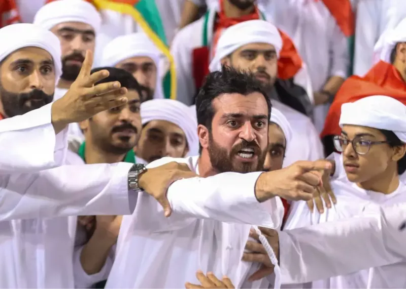 پرتاب آیفون 17 بر سر بازیکنان قطر! (عکس)