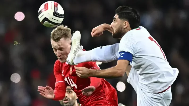 خطای شدیدی جهانبخش روی بازیکن روس؛ کاپیتان تیم ملی فوتبال یا تیم ملی تکواندو؟