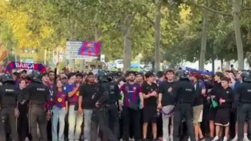 شعار مسی مسی بارسایی‌ها علیه هواداران پی‌اس‌جی!