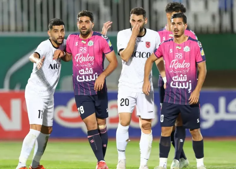 نیمه اول آلومینیوم-مس تاکتیکی اما بدون گل!