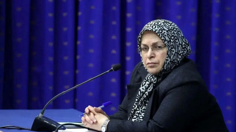 آذر منصوری رییس جبعه اصلاحات: مجلس را به توپ ببندید!