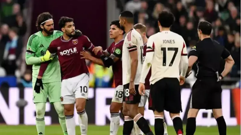 لحظه‌ای که عصبانیت لوکاس پاکتا، تیمش را به دردسر انداخت؛ اخراجی که همه را شوکه کرد!