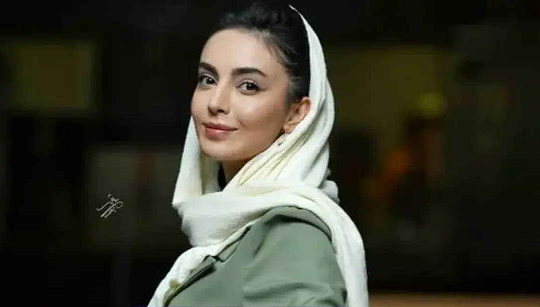 قاب تاریخ | آلبوم تولد دو سالگی مهشید جوادی بازیگر محبوب ایرانی در سال ۷۶