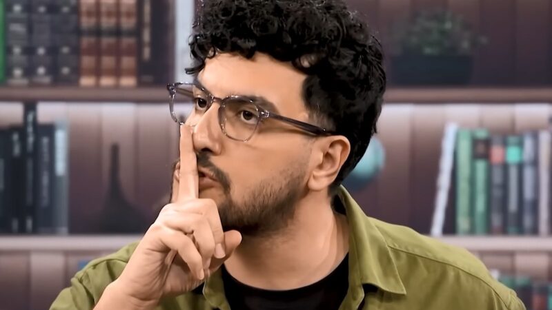 قیاسی هم ول کن دولت نیست! طعنش به ژست فاطمه مهاجرانی../ رو به پایدارچی‌های مجلس بگو ریز میبینمتون/ دستتو از پیراهنت بیار بیرون بگو چرا نمیفهمی!‍🤣