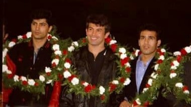 خاطره حیرت‌انگیز منصوریان از استقبال بی‌نظیر ۵۰۰ متری پس از پیروزی تاریخی مقابل استرالیا