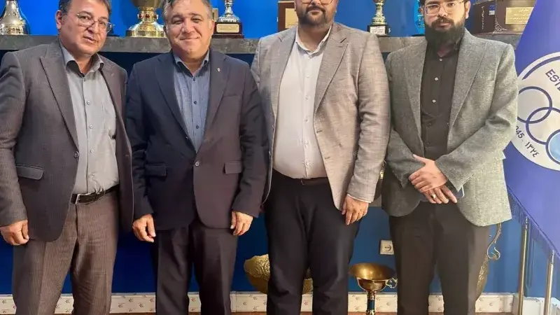 شروع تیم‌داری استقلال در والیبال ساحلی