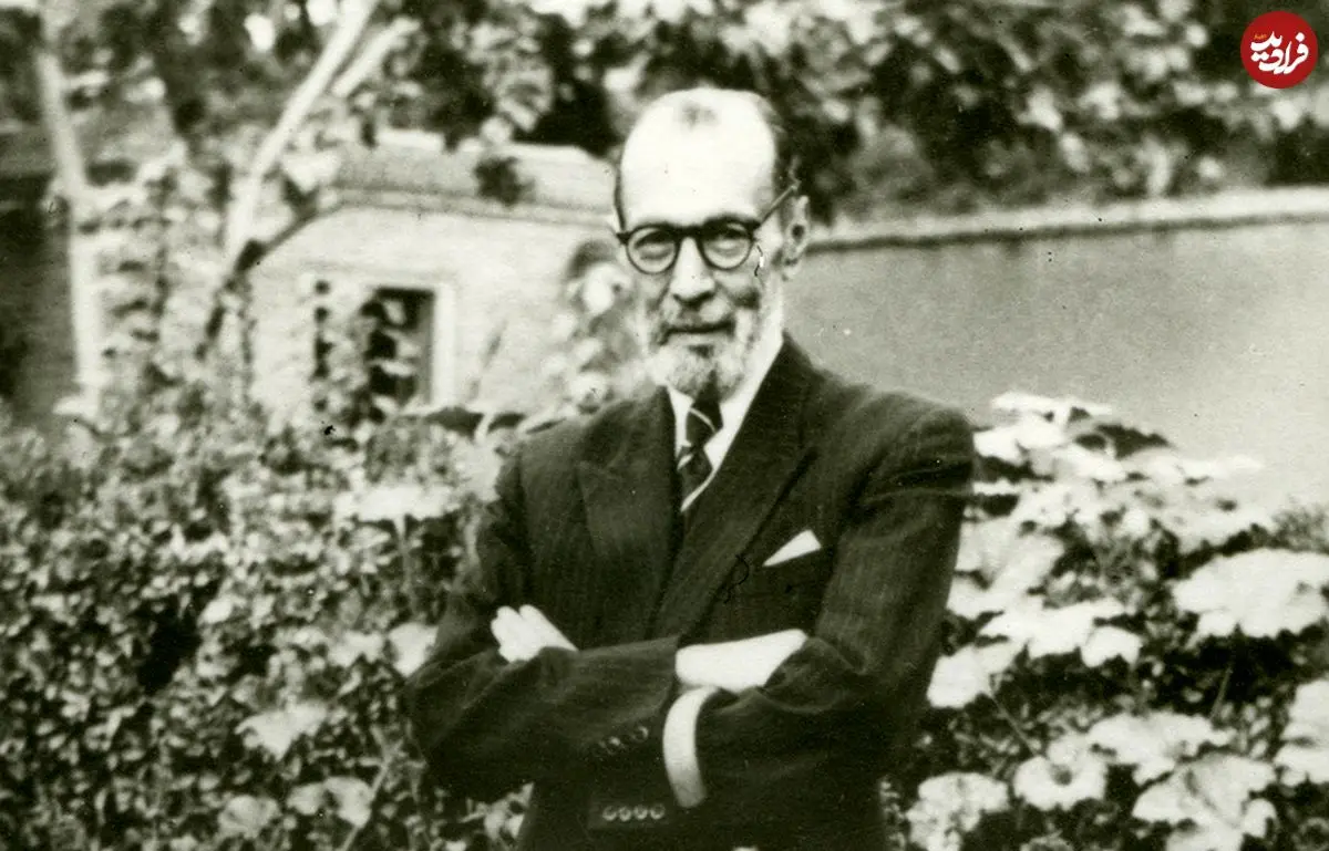 تصویری نادر از نوه شاه قاجار در کنار شاعر برجسته در لحظه‌ای تاریخی و متفاوت