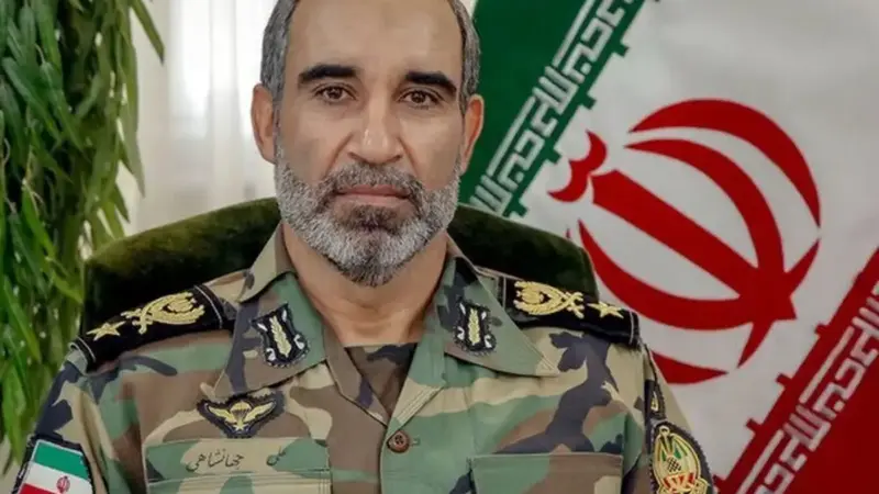 فرمانده جدید نیروی زمینی ارتش منصوب شد /  جای کیومرث حیدری کنار رفت