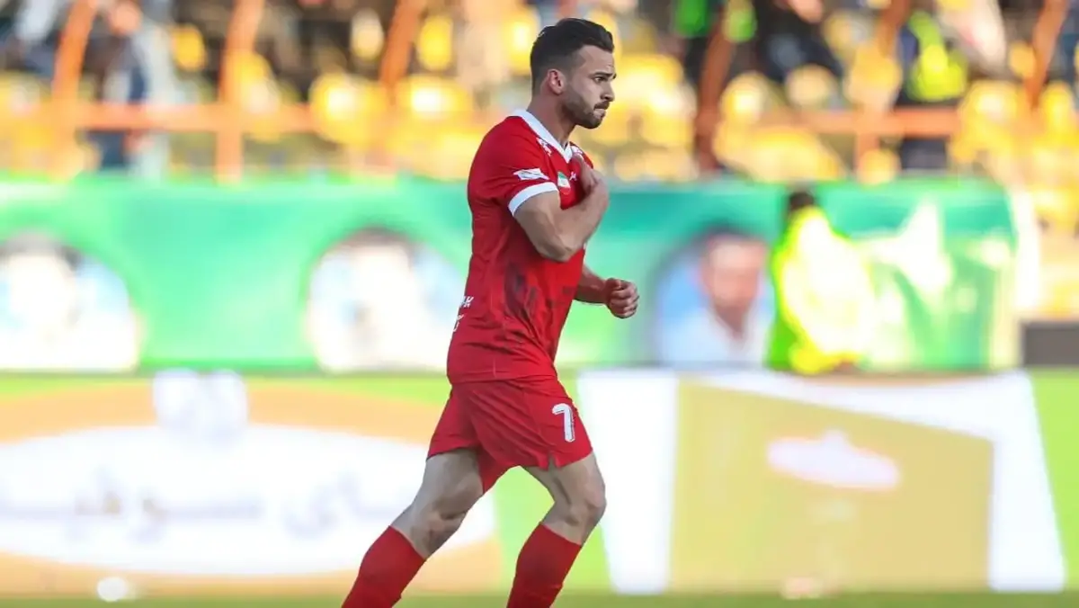 سروش رفیعی با گل طلایی، پرسپولیس را به صدر جدول رساند!