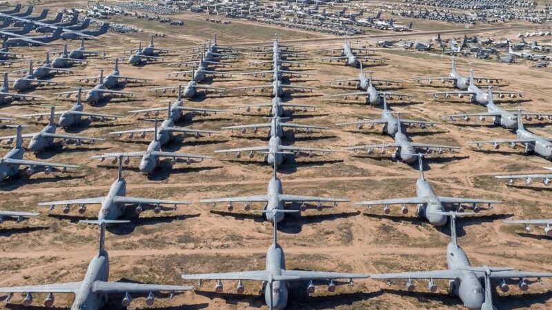 راز گورستان ۴۰۰۰ هواپیمای نظامی در صحرای آمریکا که بودجه چند کشور را تامین می‌کند!