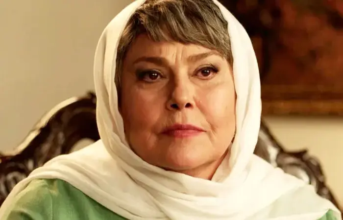 قاب تاریخ |  «فاطمه فروزان فر» سریال زمانه در ۶۷ سالگی