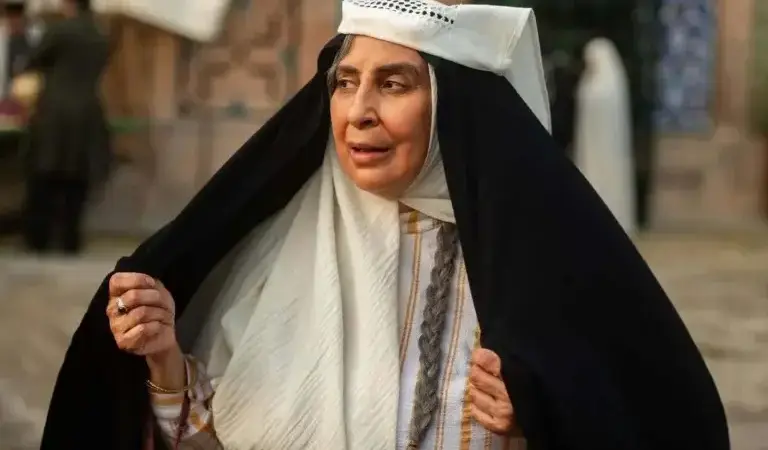 سکانس حیرت‌انگیز از بازی مرجانه گلچین در سریال «بامداد خمار»؛ الحق که دود از کُنده بلند می‌شود!