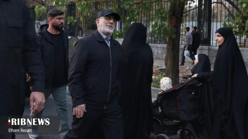 حضور کم‌نظیر سردار قاآنی در تجمع پرشور حجاب خیابان انقلاب