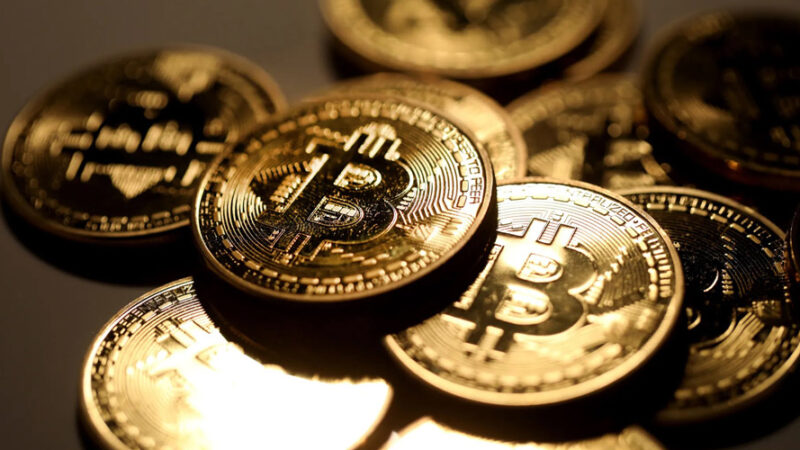 خروج بی‌سابقه ۵۸۰ هزار بیت‌کوین از صرافی‌ها؛ آیا رالی بزرگ BTC در راه است؟