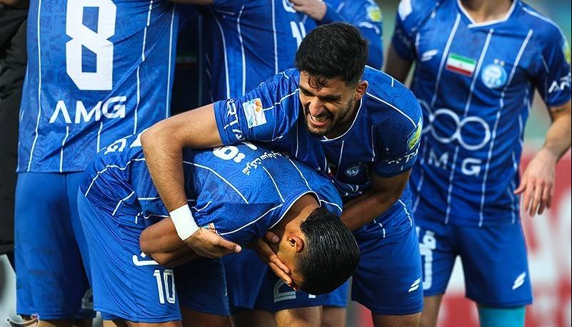 مجوز حضور هواداران زن در دربی ۱۰۶ صادر شد