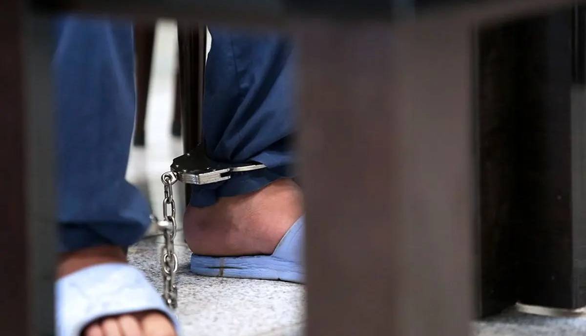 بازداشت ۷ بازیگر مطرح در پارتی شبانه؛ کشف ۳۸ لیتر مشروبات الکلی دست‌ساز در جشن تولد جنجالی