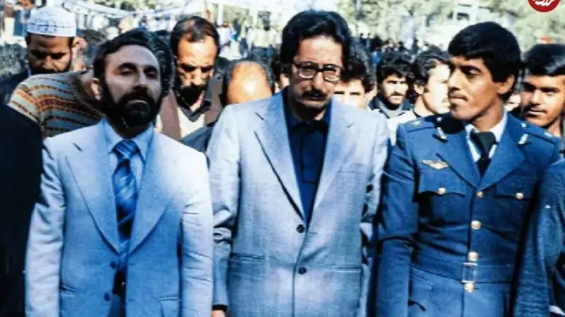 سفر به سال 59 با تصویری نادر از شهید بهشتی و ابوالحسن بنی‌صدر در مجلس!