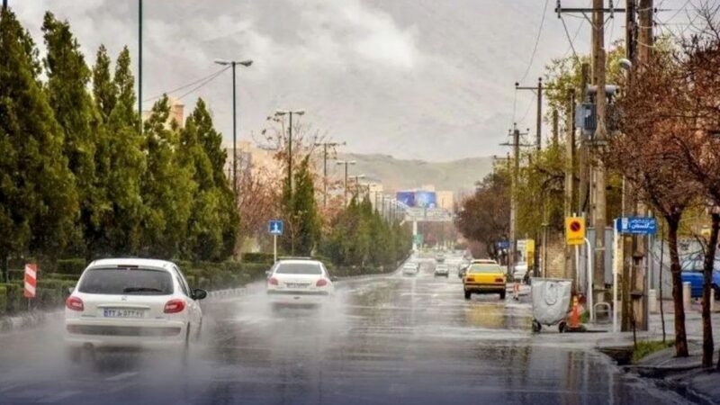 تداوم آلودگی هوا در تهران همزمان با احتمال بارش در ارتفاعات فیروزکوه