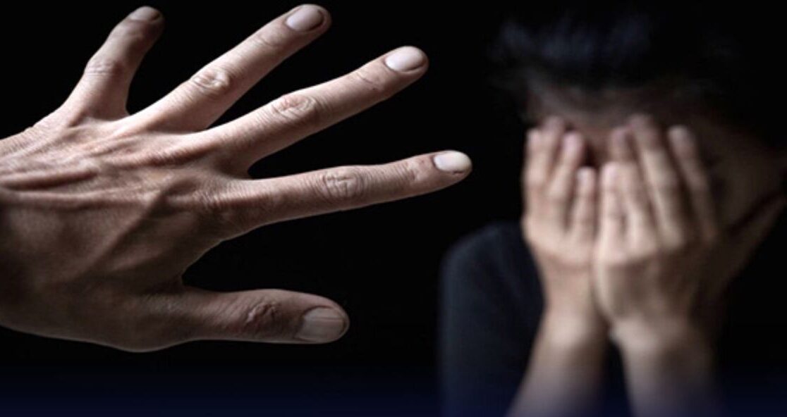 تجاوز گروهی 3 فوتبالیست‌ اسرائیلی به توریست آمریکایی