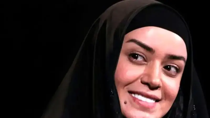 چیدمان خلاقانه و ایرانی‌پسند خانه الهام چرخنده، بازیگر سریال «آوای باران» و همسرش / از مبلمان مدرن و پرده‌های اعیانی تا سلیقه خاص …