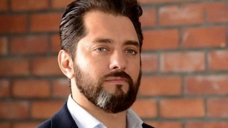 سلفی هواپیمایی بهرام رادان و امیر جعفری