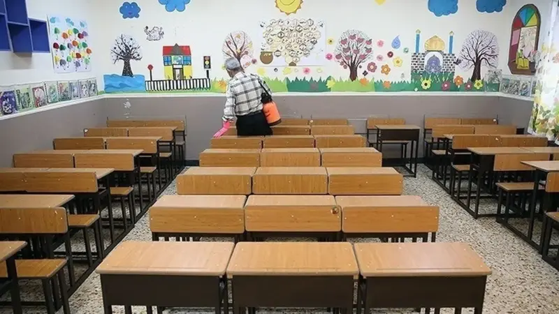 تعطیلی مدارس کرمانشاه به‌خاطر موج آنفلوانزا؛ آموزش غیرحضوری شنبه ۸ آذر اجرا می‌شود