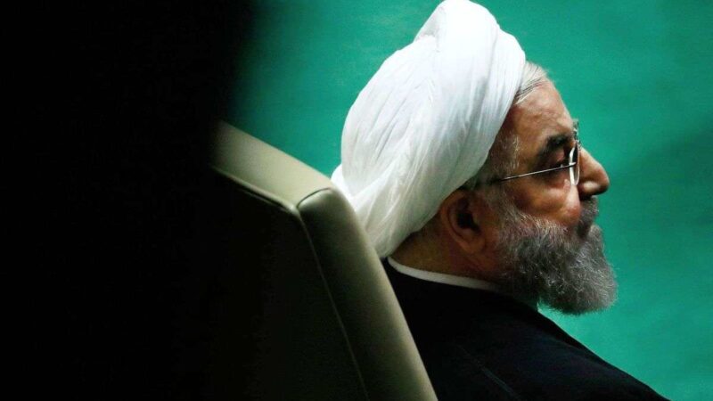 نماینده مجلس: روحانی خیانت کرد!