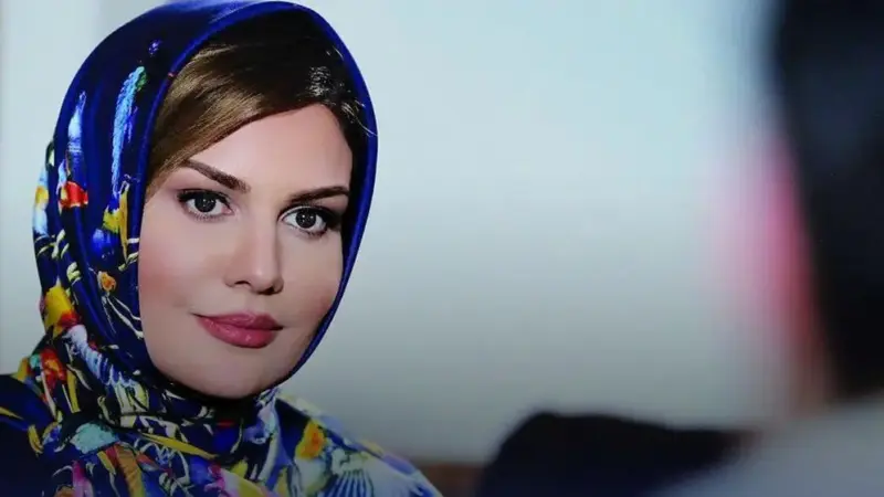 قاب امروز| گوشواره نوید محمدزاده، رضا گلزار و شبنم قلی‌خانی در ‌مسابقات پدل‌ دوبی و عکس جدید رز و لیندا