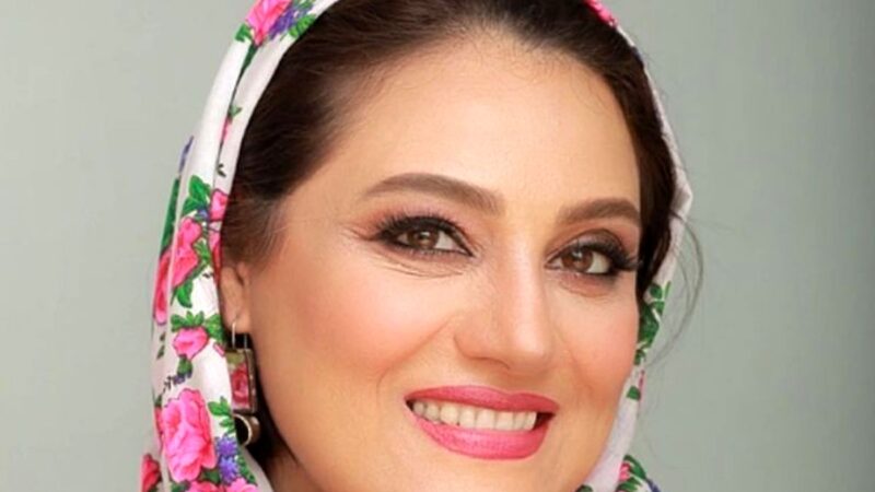 مادر شوهر گوگولی شبنم مقدمی با موهای پسرانه و پرکلاغی