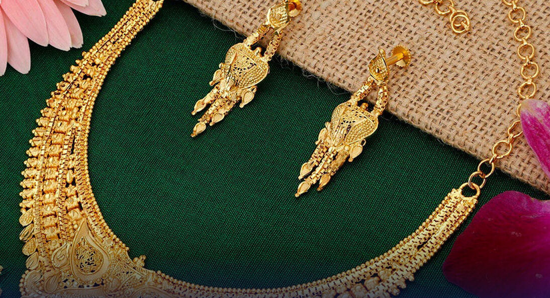 پیش بینی ترسناک قیمت دلار و طلا تا پایان امسال