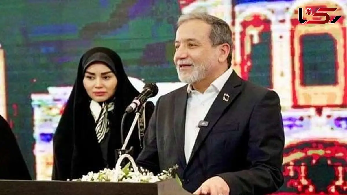 چهره شاد و متفاوت همسر عباس عراقچی در بازارچه خیریه وزارت خارجه خبرساز شد!