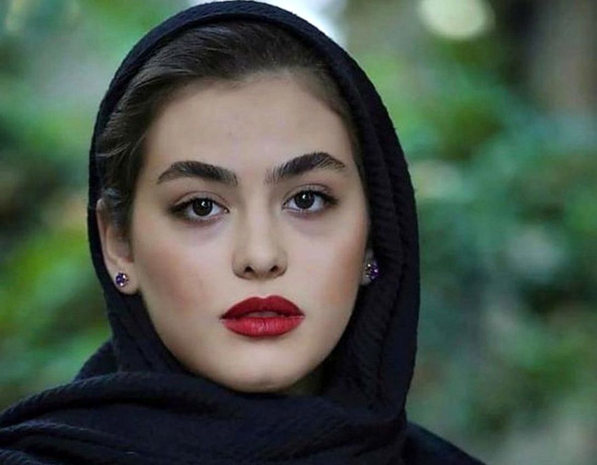 تصاویر عروسی ریحانه پارسا؛ خانم بازیگر چقدر محجبه بود