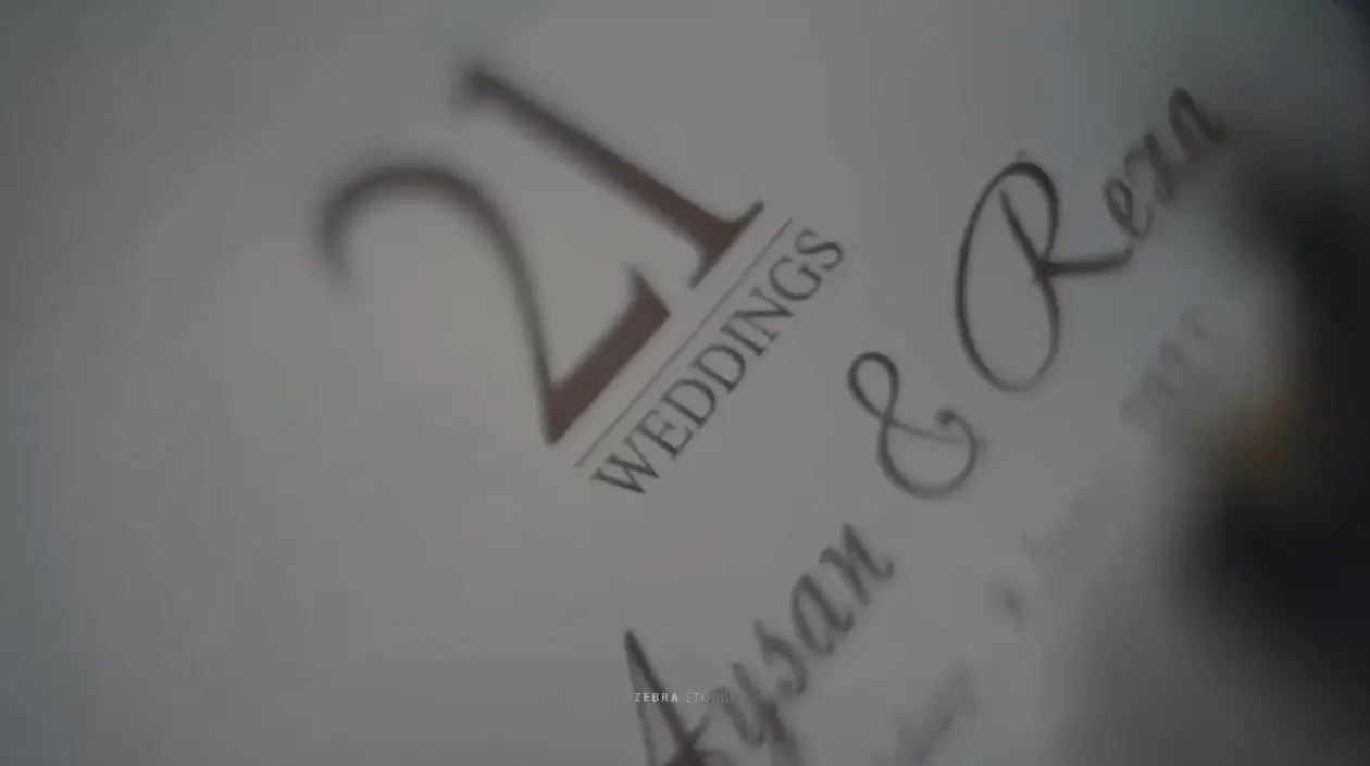 میز صبحانه مفصل و رنگارنگ آیسان خانم برای محمدرضا گلزار/ تزئین زیبای بشقاب با انار وحشی و آووکادو