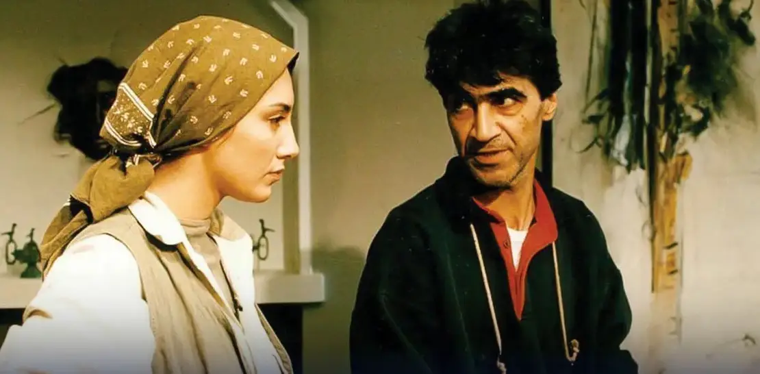 قاب تاریخ| داستان یک عکس؛ ناصر و شهرنوش و هدیه