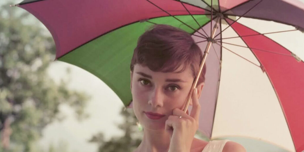 تصاویری نادر از آدری هپبورن در کنار آهوی خانگی‌اش که هرگز ندیده‌اید!