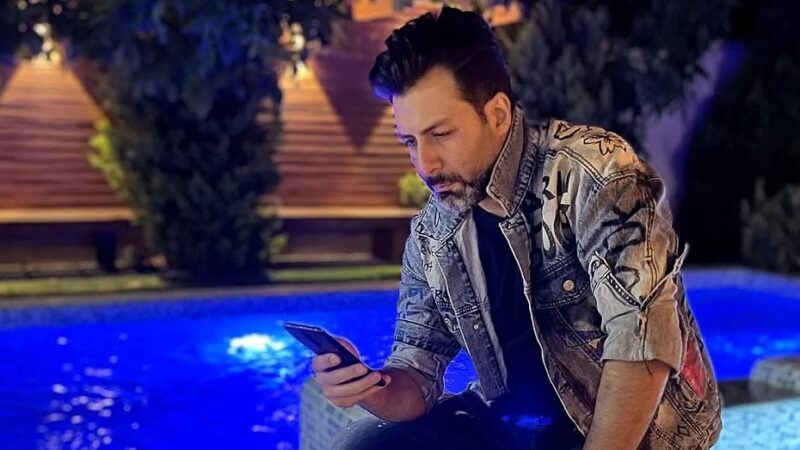 نگاهی به چیدمان خونه مجردی شاهانه و مجلل «مجید واشقانی»/ از استخر و مبلمان مدرن تا دکوری‌های هنری و کتابخانه پر از کتاب