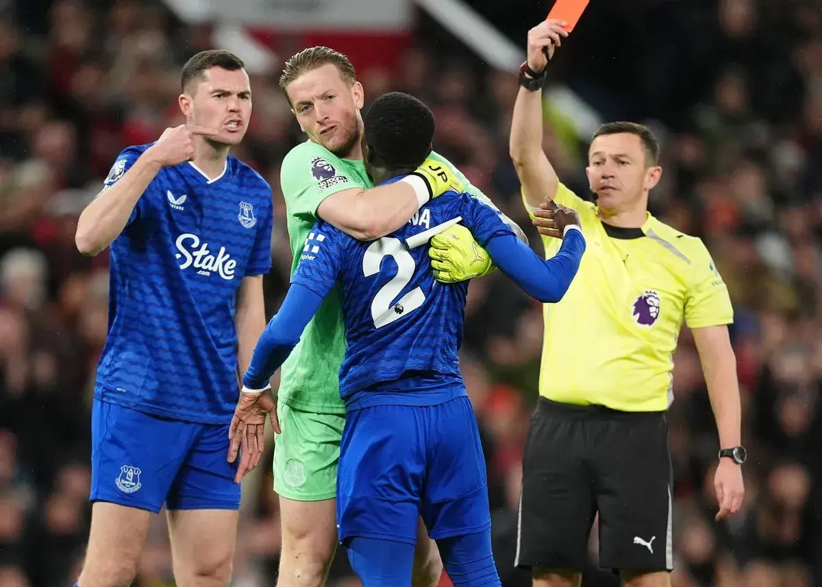 کارت قرمز جنجالی بخشیده نشد