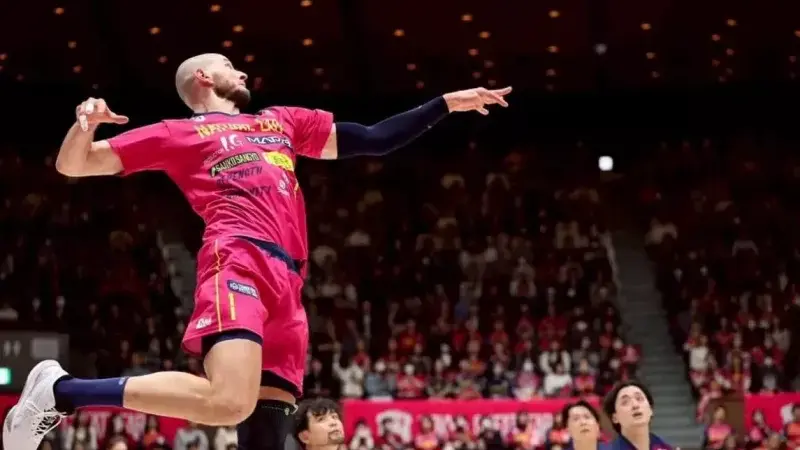 کاپیتان مقابل تیم سابق رفوزه شد!