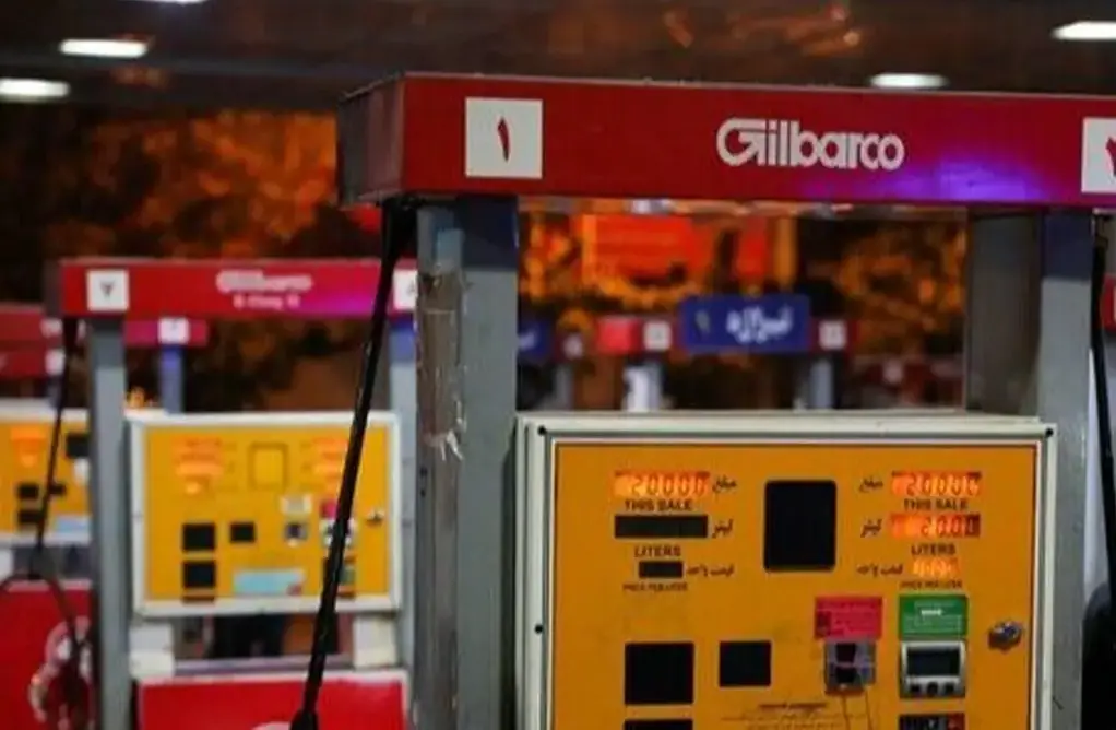 ۶۰ لیتر سهمیه بنزین امشب شارژ می‌شود