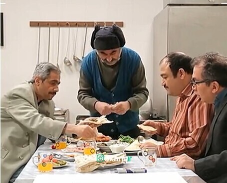 یادی کنیم از خنده دارترین پشت صحنه سریال “در حاشیه” با هنرنمایی سلاطین طنز، جواد رضویان، مهران مدیری و سیامک انصاری/ بلاخره فهمیدین اینجی سودیش کجاست؟!😂