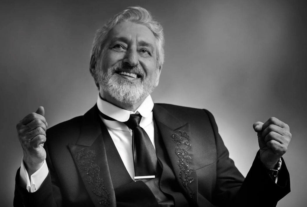 پرویز پرستویی فاش کرد: ابی ۴۵ دقیقه درباره فیلم مارمولک حرف زد!