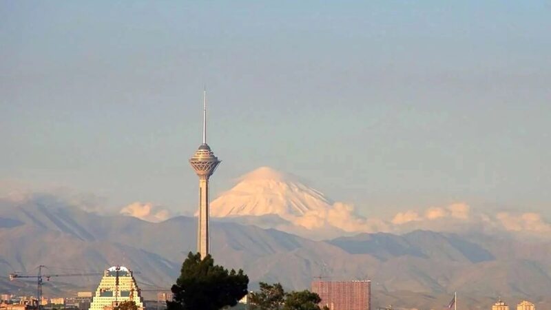 نم‌نم باران هم هوای تهران را تمیز نکرد!