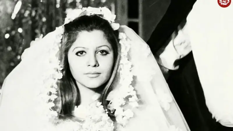 سفر زمان با زری خوشکام؛ بازیگر خاطره‌انگیز سینمای قبل از انقلاب در کنار دخترش لیلا حاتمی در ۶۷ سالگی