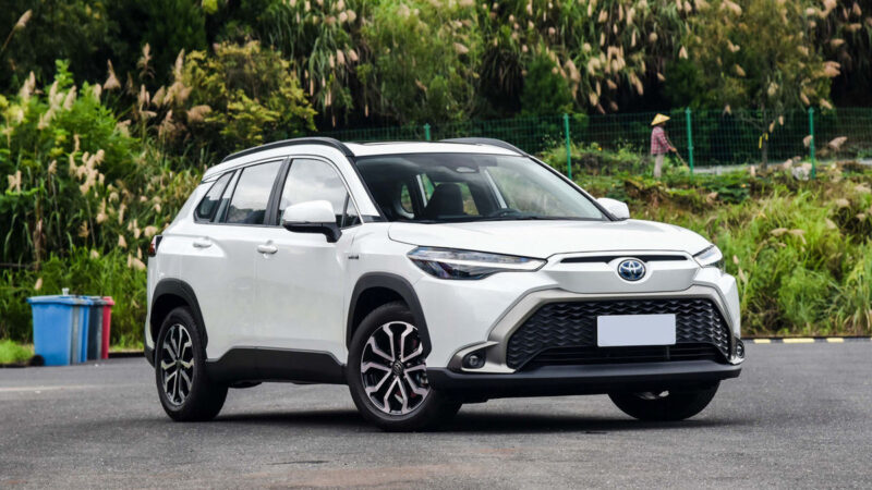 تویوتا فرانت لندر؛ شاهکاری لوکس و هیبریدی که انتظار شما را تغییر می‌دهد!