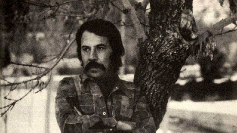 داود رشیدی و مسعود بهنود در لحظه‌ای نادر و شوخ‌طبعانه در سال ۵۰