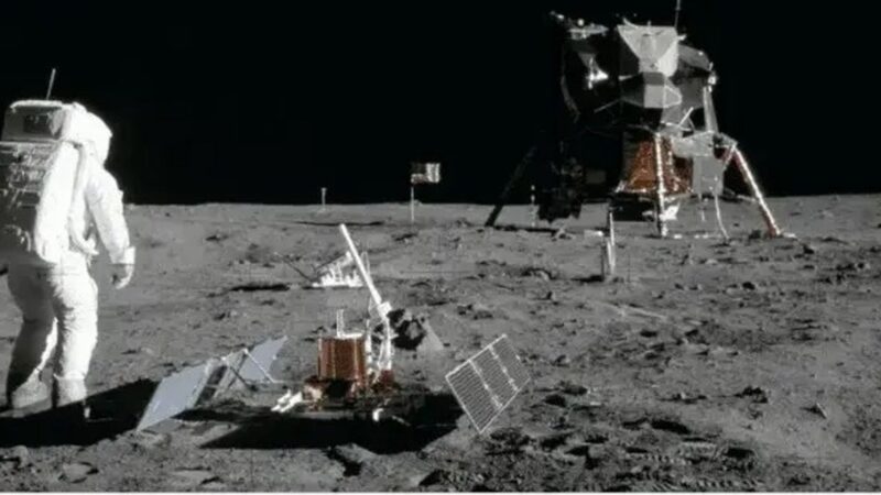 افشاگری بزرگ نشنال جئوگرافیک: بیگانگان در ماه وجود دارند!