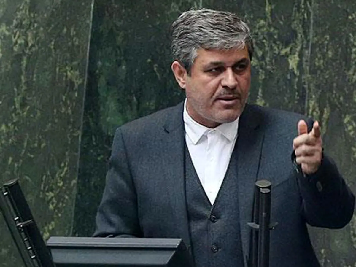 تاجگردون: برای دور دور و مسافرت، بنزین ارزان نداریم