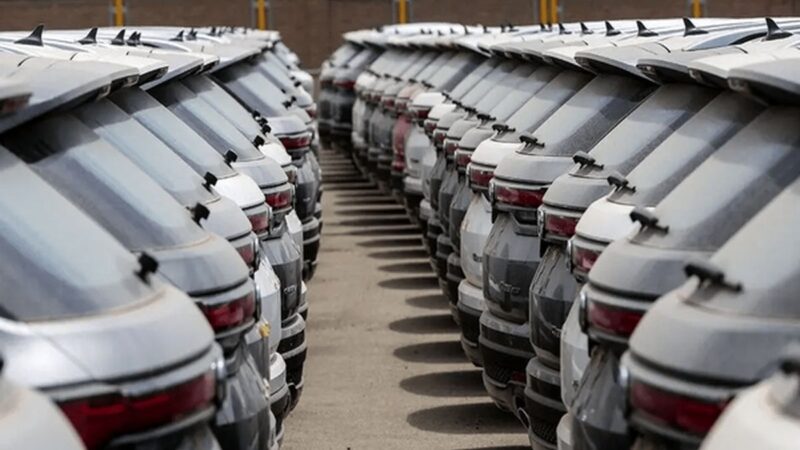 بازار خودرو ایران در آستانه تحولی بزرگ؛ ورود آسان خودرو توسط ایرانیان مقیم خارج از کشور!