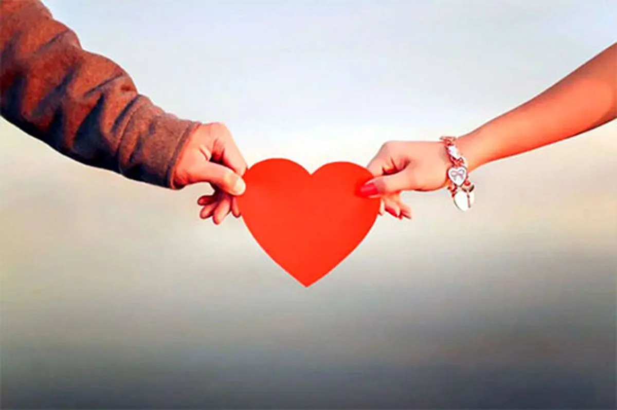 ۷۵ دلیل شگفت‌انگیز برای قدردانی از همسر؛ از دم دادن چای تا لحظات بی‌نظیر شادی!