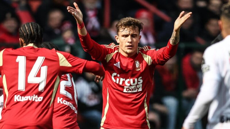 دنیس اکرت را بشناسید؛ از حضوری کوتاه در لالیگا تا قهرمانی در سن‌ژیلواز